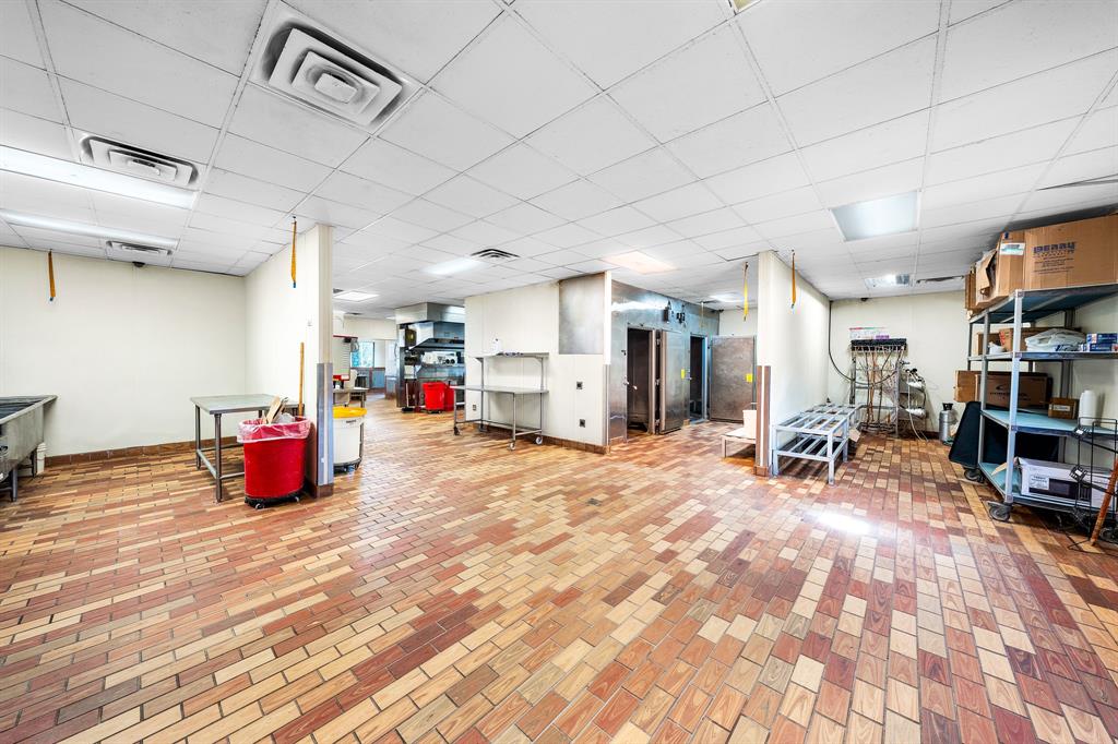 1014 W Moore Avenue - Photo 26