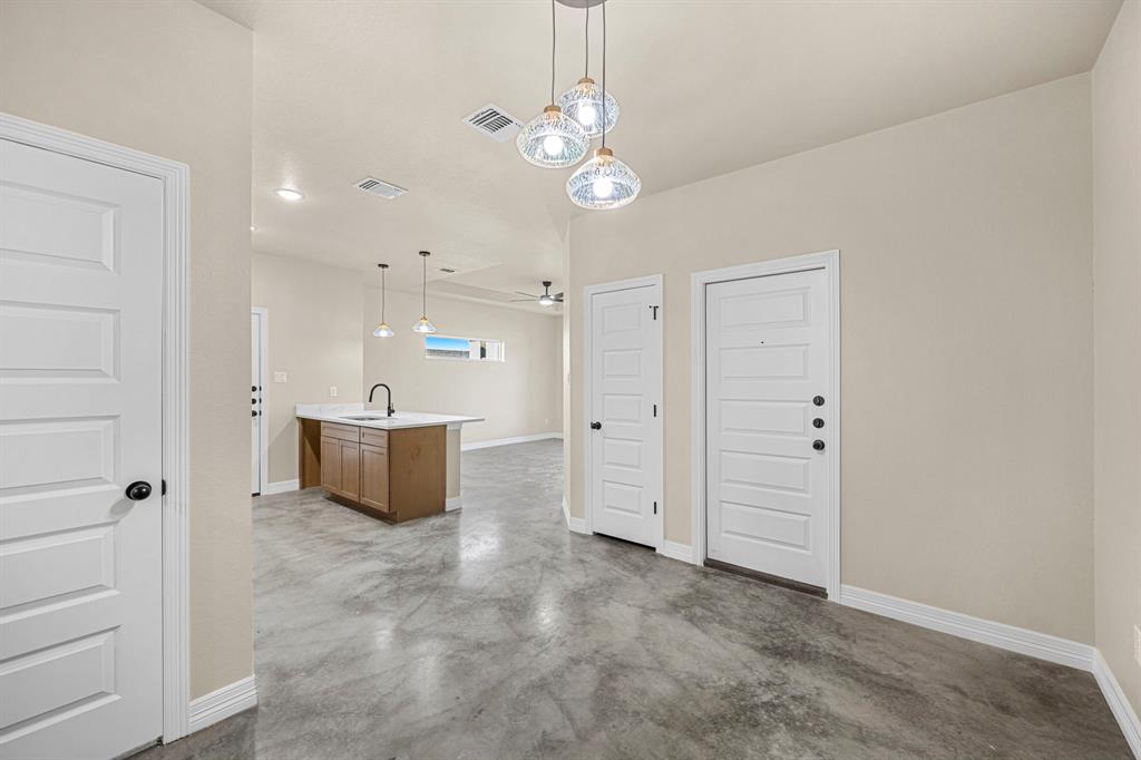 1315 Lone Pine Way - Photo 16