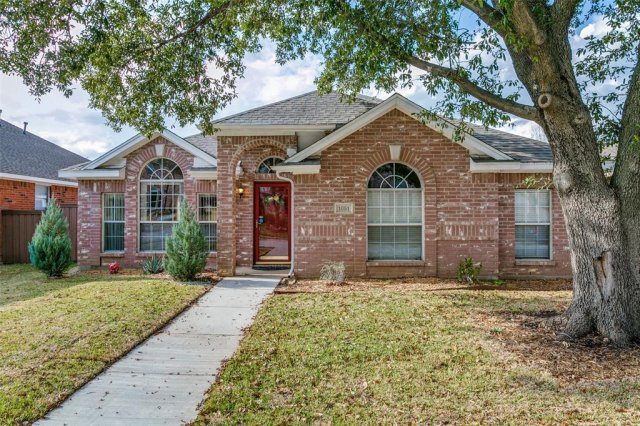 1051 Summit Park