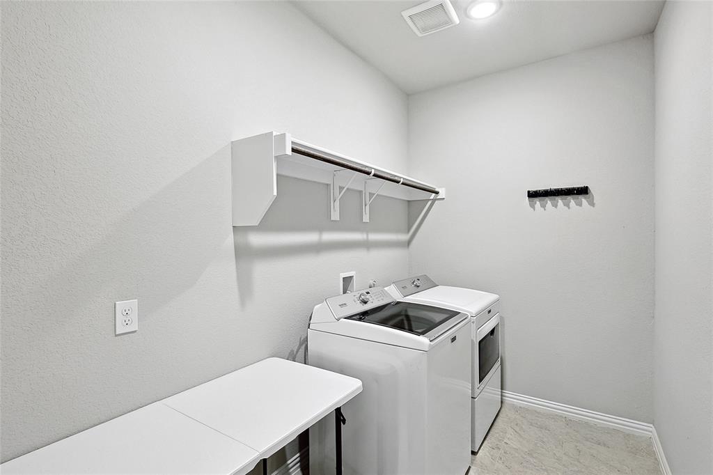 808 Feather Edge - Photo 35