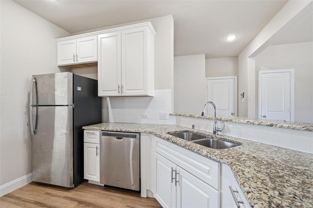 2712 Empire Street - Photo 14