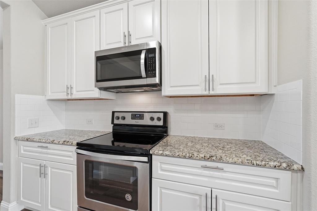 2712 Empire Street - Photo 17