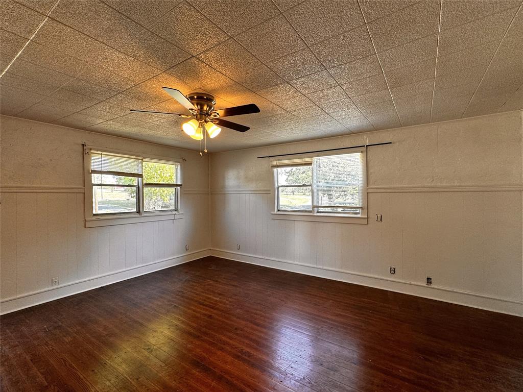 2931 S Barrett Avenue - Photo 4
