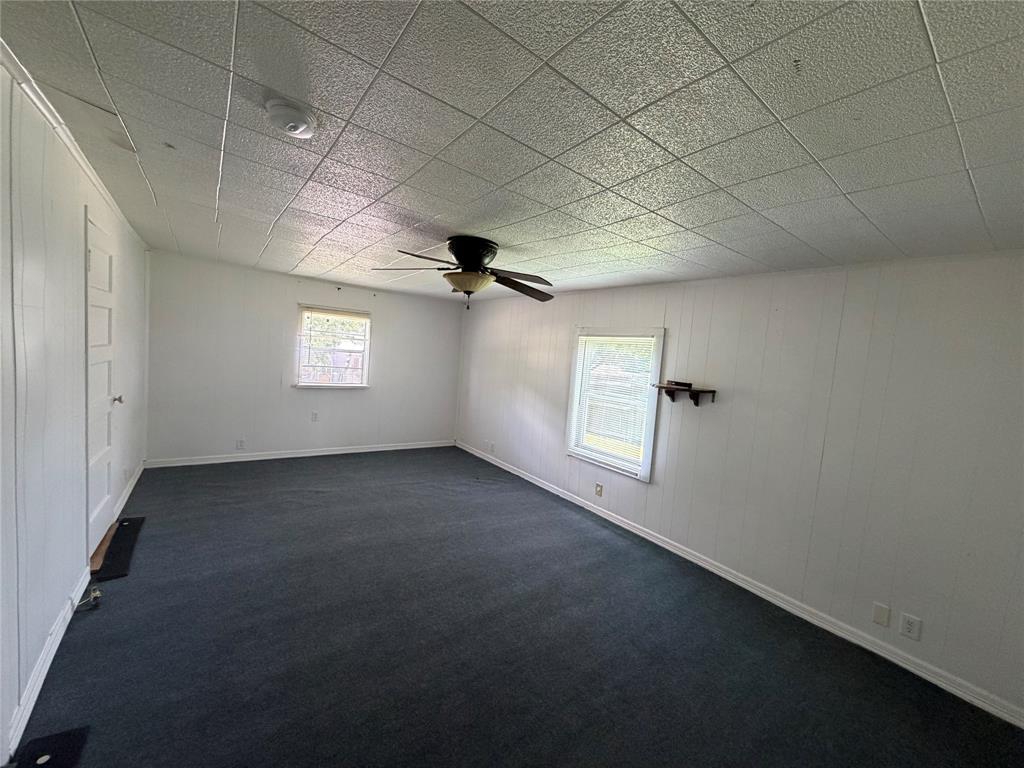 2931 S Barrett Avenue - Photo 9