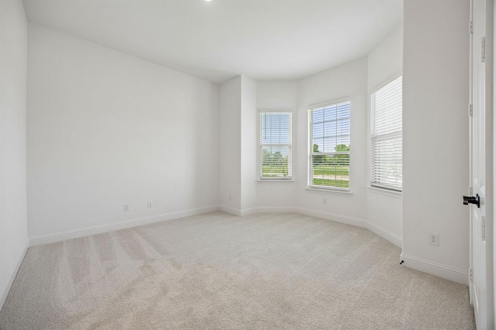 5013 Valley View Drive - Photo 18