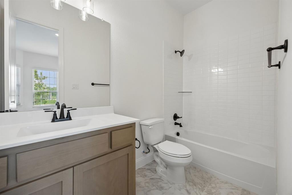 5013 Valley View Drive - Photo 19