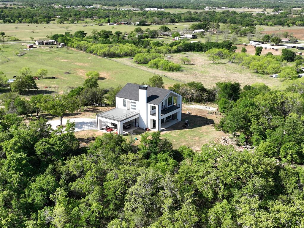 215 Lori Drive - Photo 3