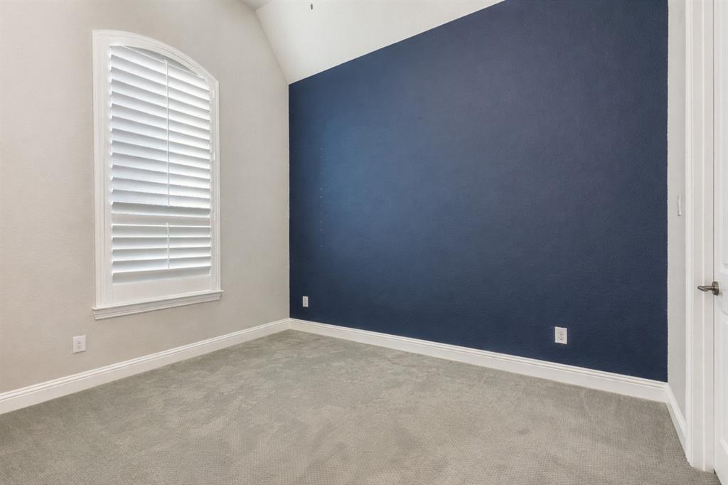 2000 Harvard Avenue - Photo 30