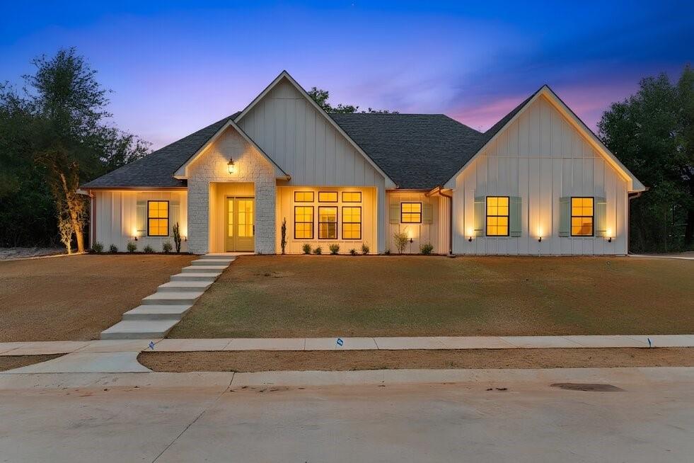 17300 Woodcrest Circle - Photo 1