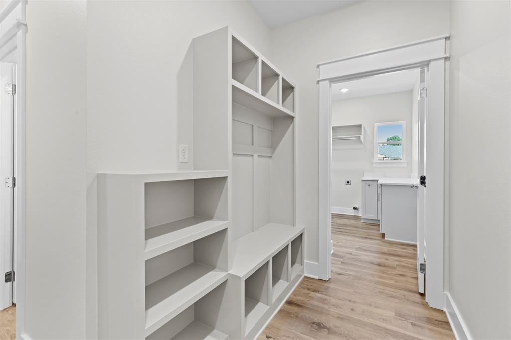 17300 Woodcrest Circle - Photo 21