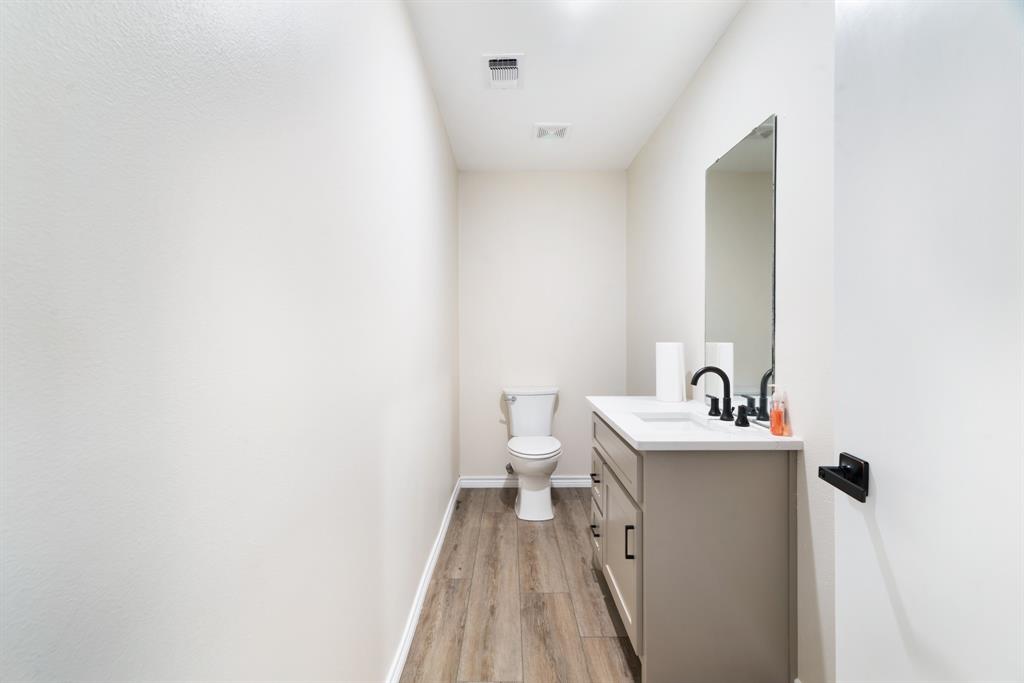 3790 Lamar Avenue - Photo 20