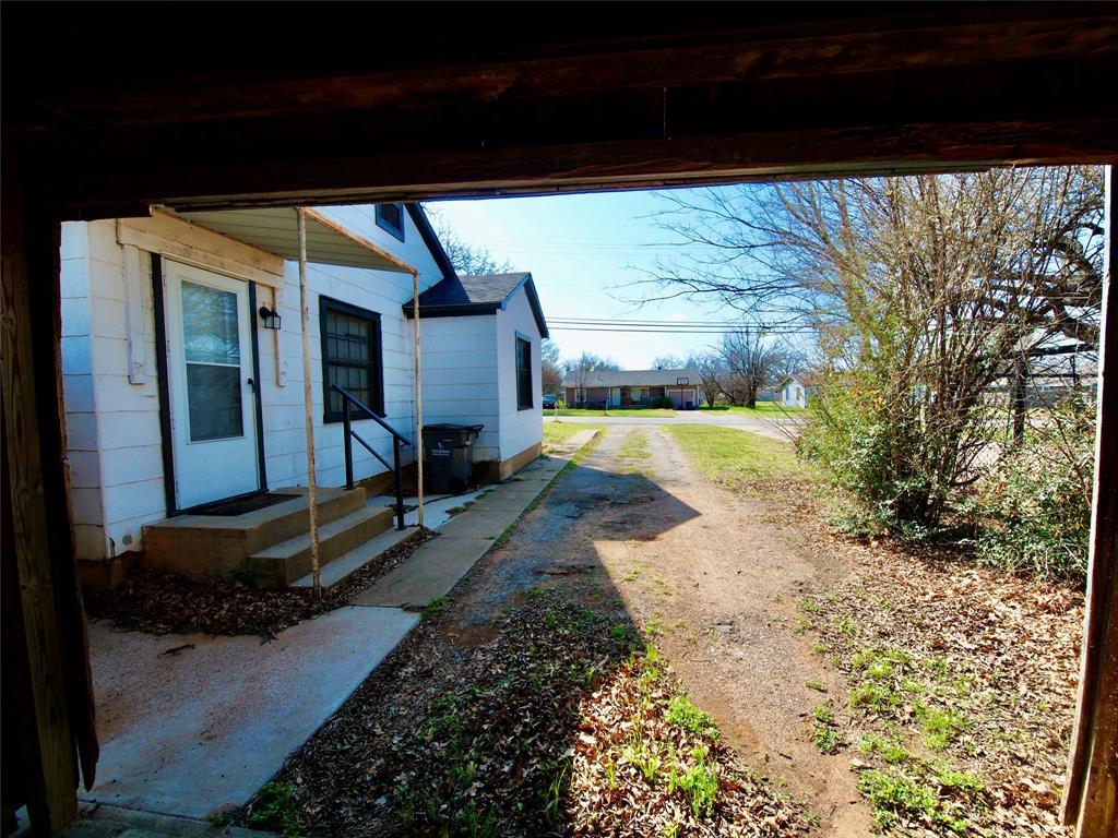 1327 Old Jacksboro Road - Photo 29