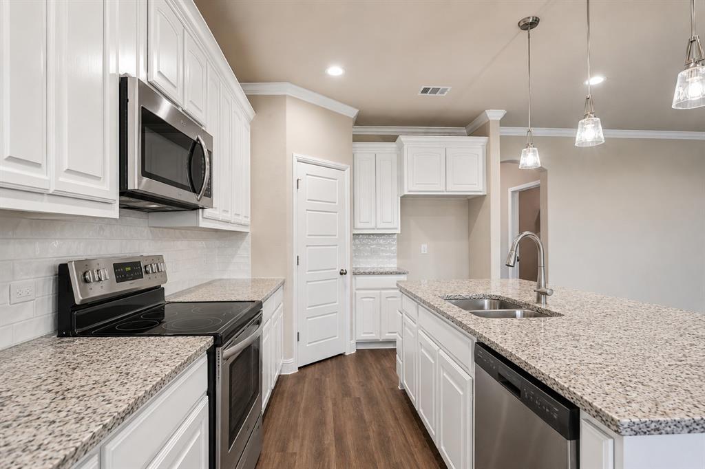 701 Broken Bow Lane - Photo 11