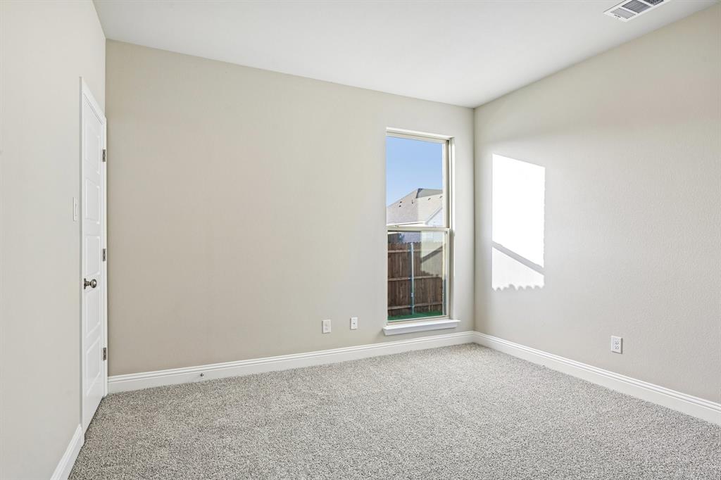 701 Broken Bow Lane - Photo 18