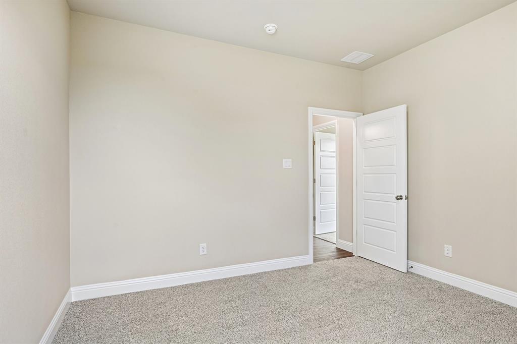 701 Broken Bow Lane - Photo 19