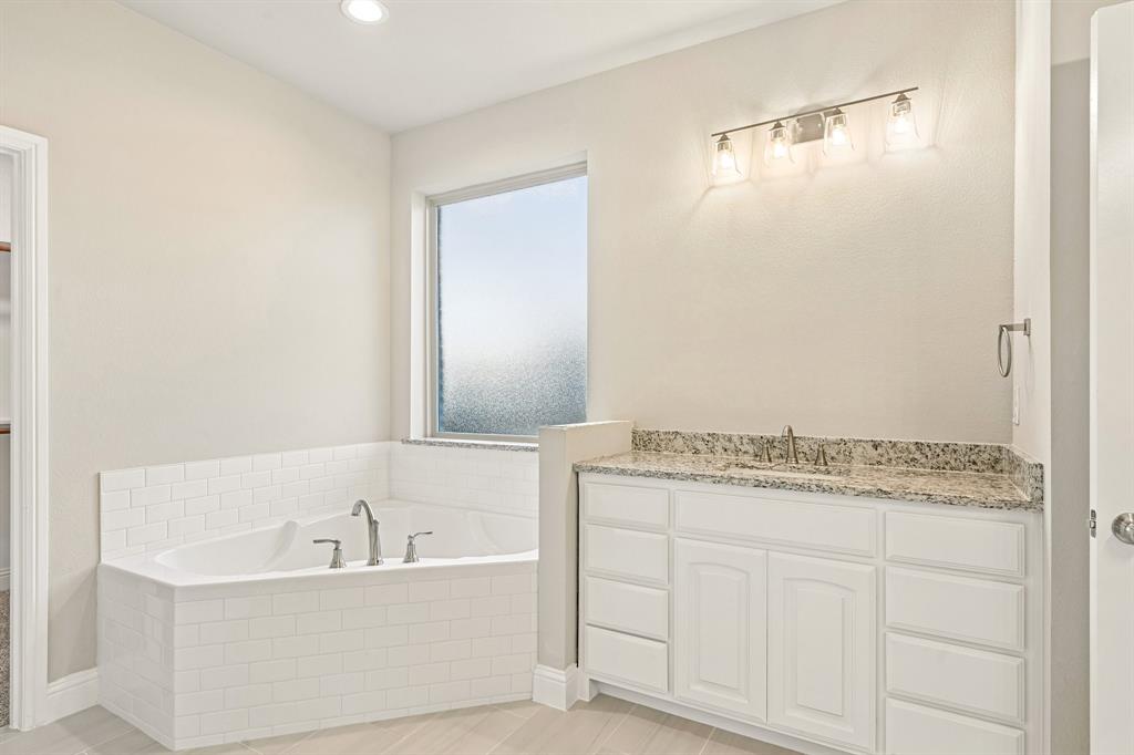 701 Broken Bow Lane - Photo 29