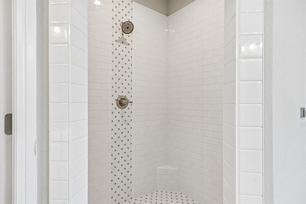 701 Broken Bow Lane - Photo 32