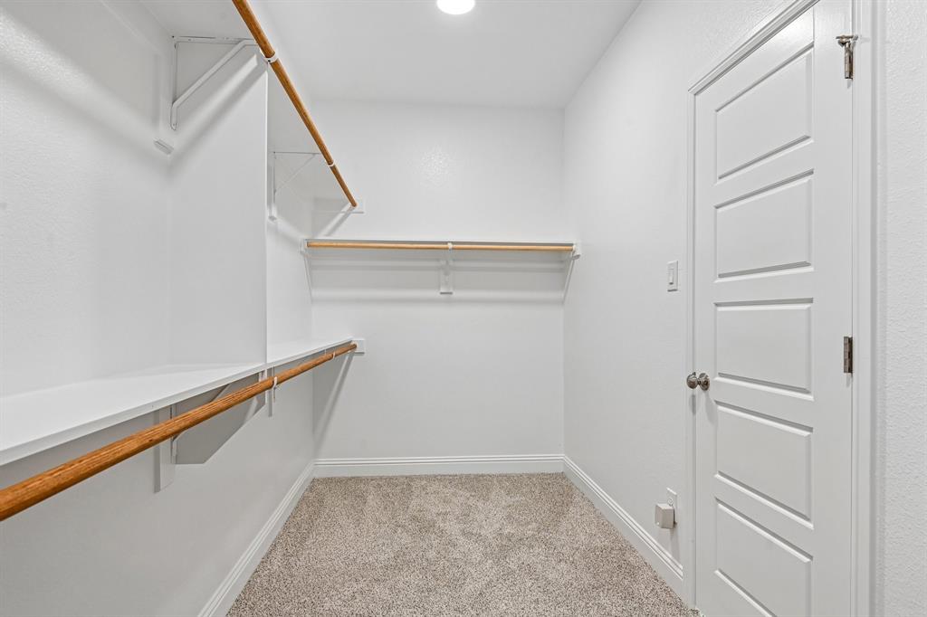 701 Broken Bow Lane - Photo 34