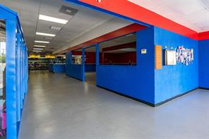 900 W Corsicana Street - Photo 2