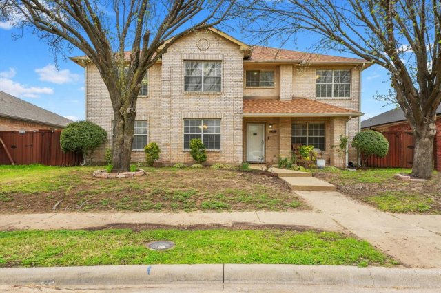 1818 Cedar Ridge Drive