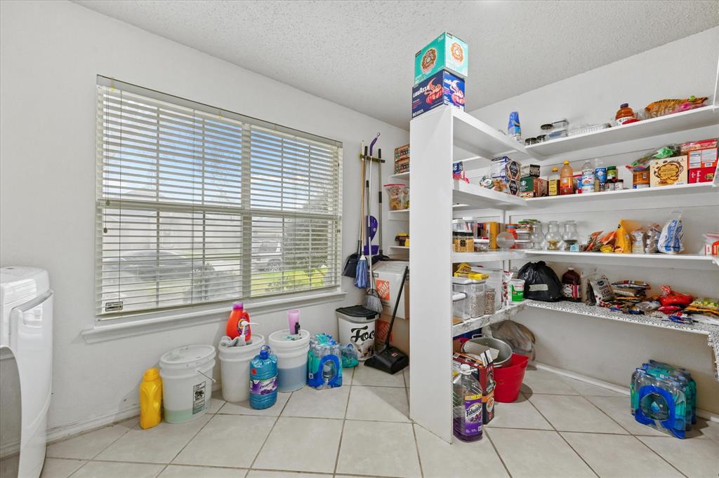 1818 Cedar Ridge Drive - Photo 11