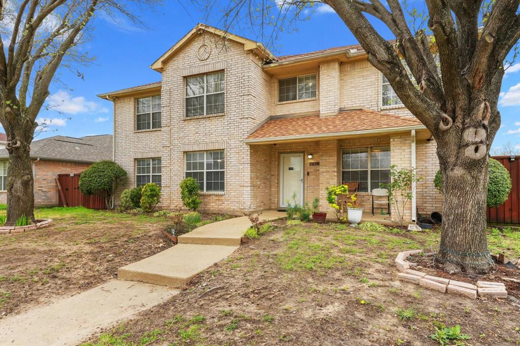 1818 Cedar Ridge Drive - Photo 2