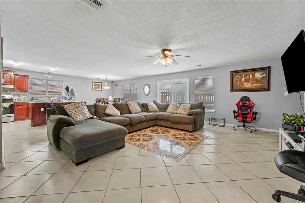 1818 Cedar Ridge Drive - Photo 6