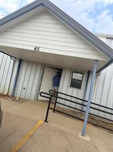 411 Lee - Photo 3