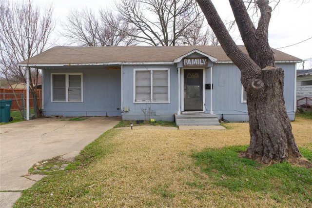 1429 S Elm