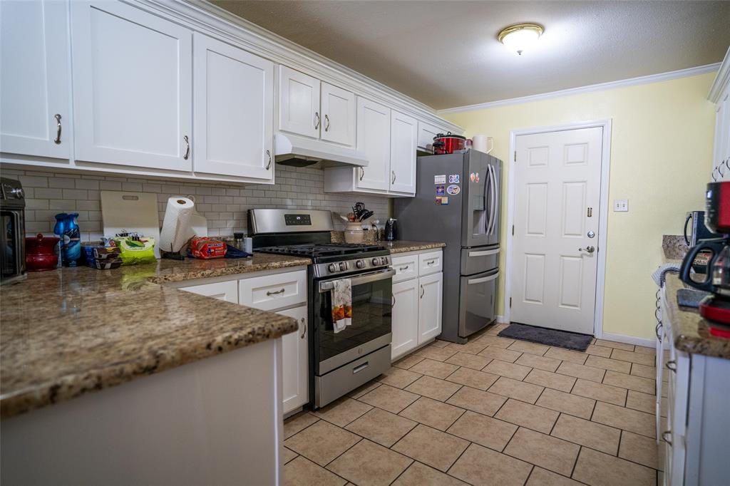 15 SW 45th - Photo 3