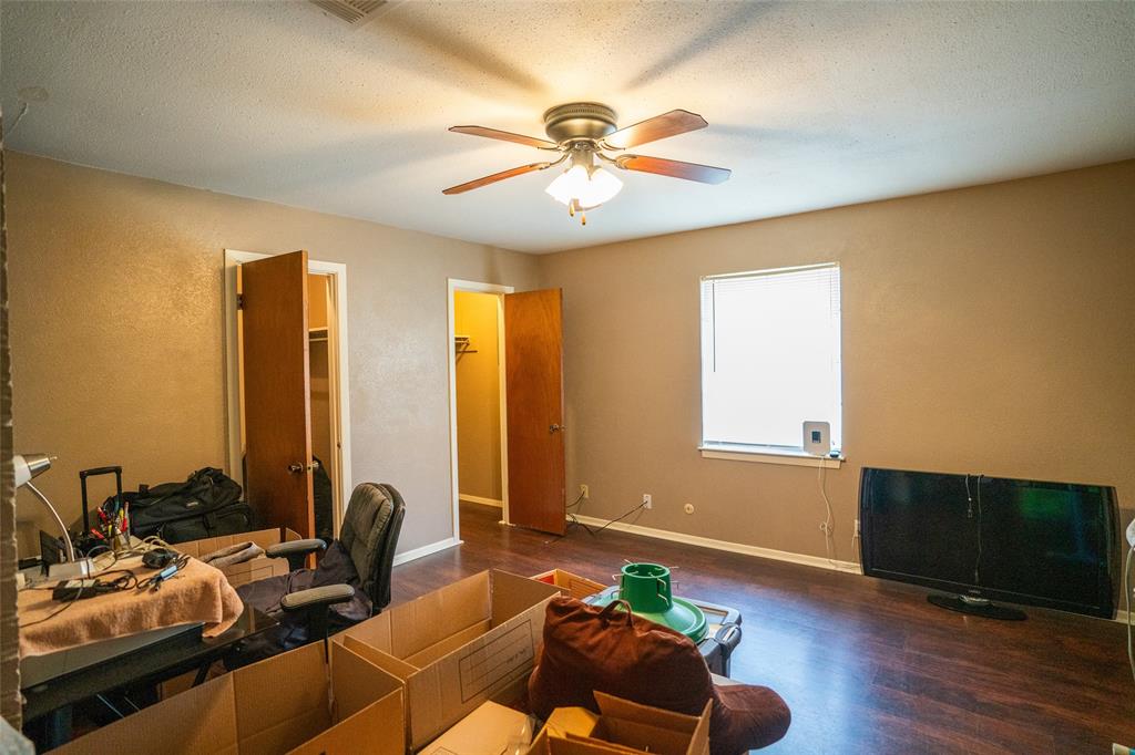 15 SW 45th - Photo 7