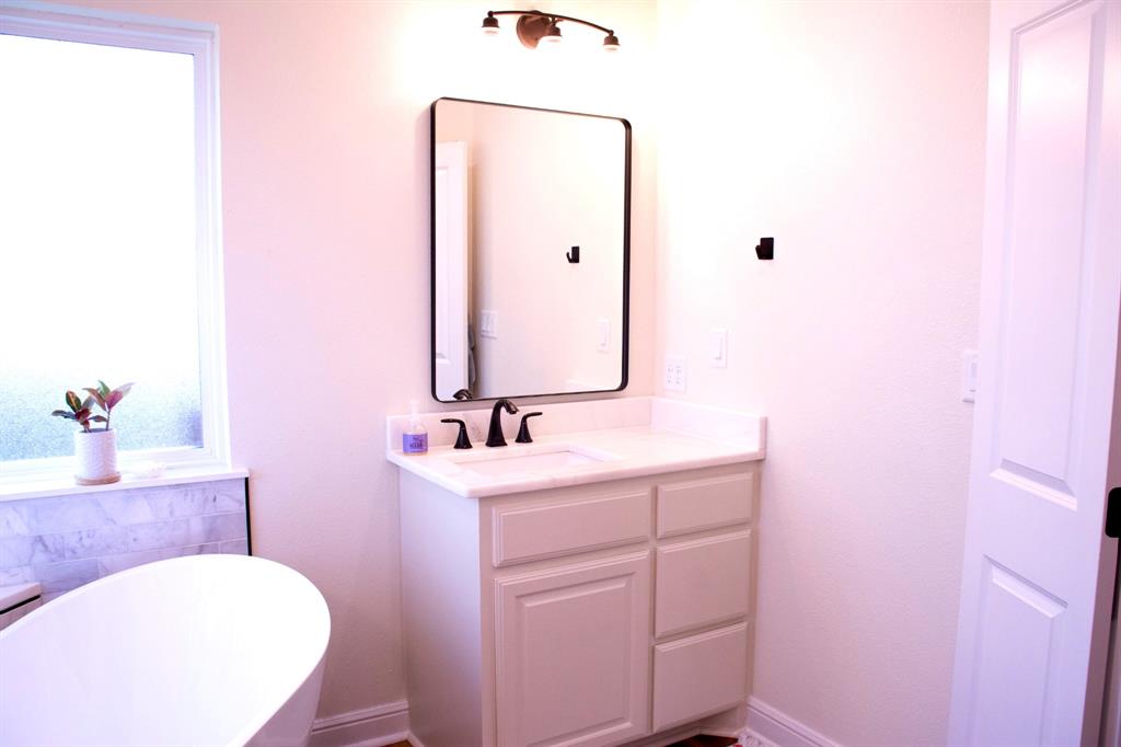 1503 County Road 3385 - Photo 15