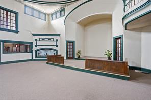 700 Elm Street - Photo 8