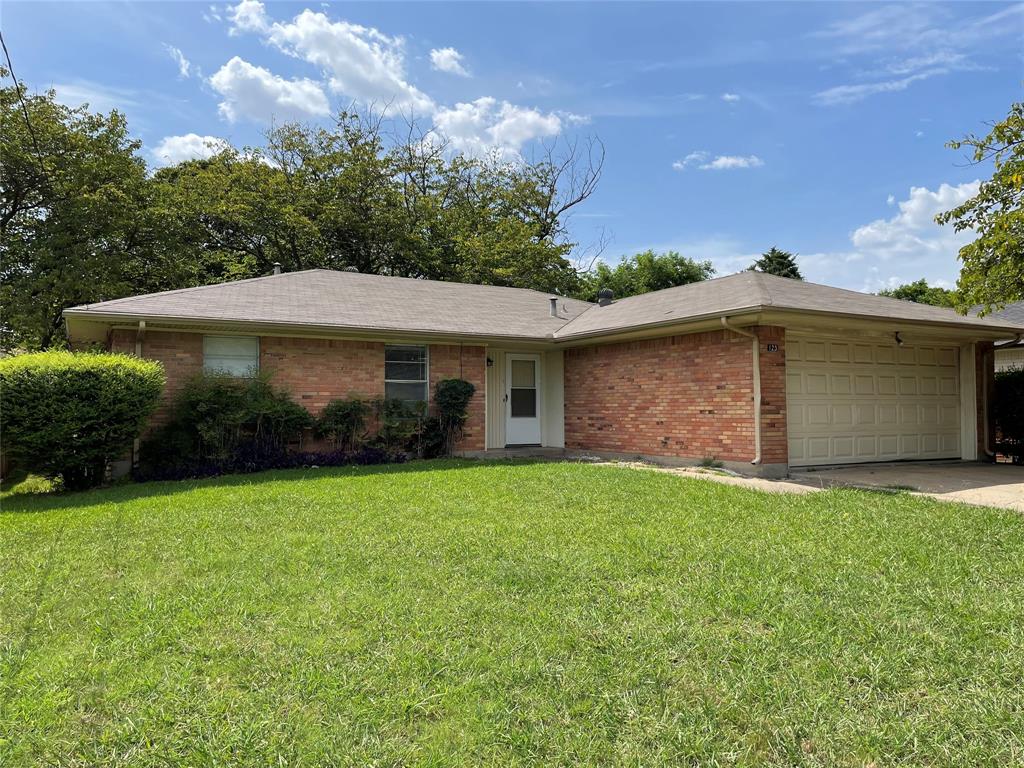 123 EVELYN Street - Photo 2