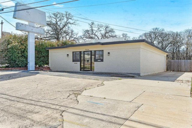 7604 BAKER