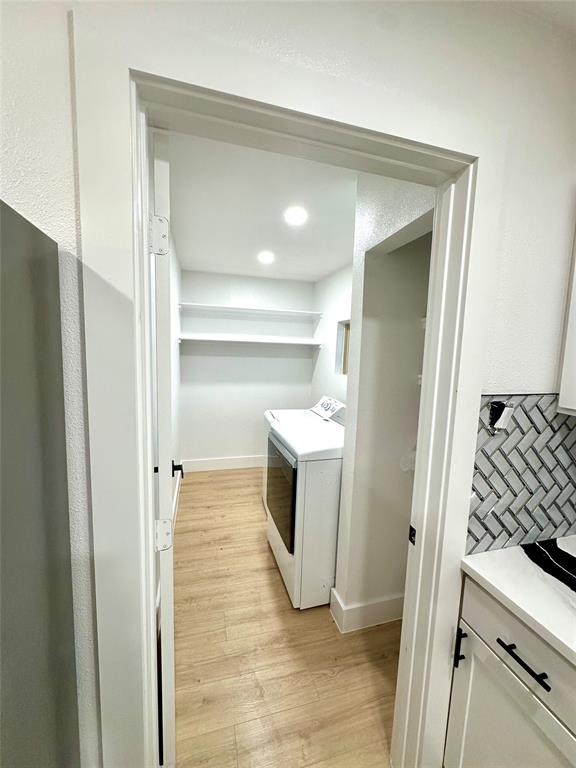 3324 E 15th Street - Photo 5