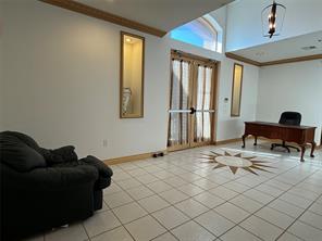 5208 Village Creek Drive - Photo 4