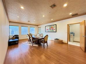 5208 Village Creek Drive - Photo 6
