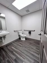 2300 N US Highway 281 - Photo 11