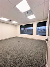 2300 N US Highway 281 - Photo 15