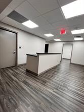 2300 N US Highway 281 - Photo 21
