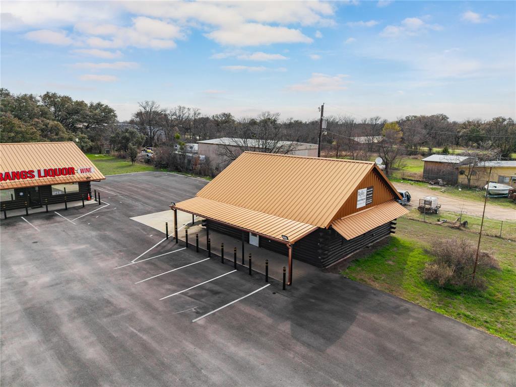 805 E Hall Street - Photo 3