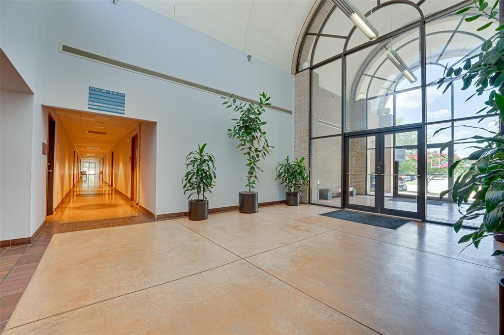 2909 S Hampton - Photo 5