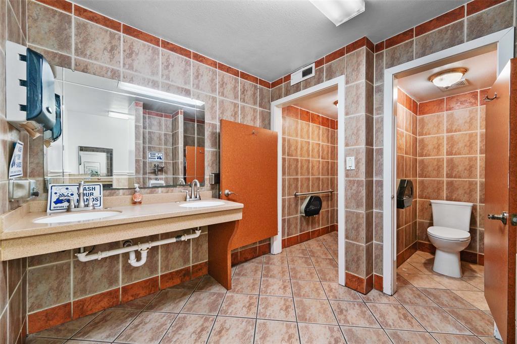 501 NE 31st Street - Photo 12