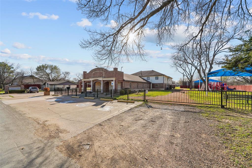 501 NE 31st Street - Photo 2