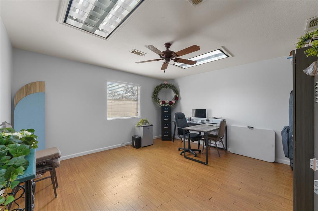 501 NE 31st Street - Photo 29