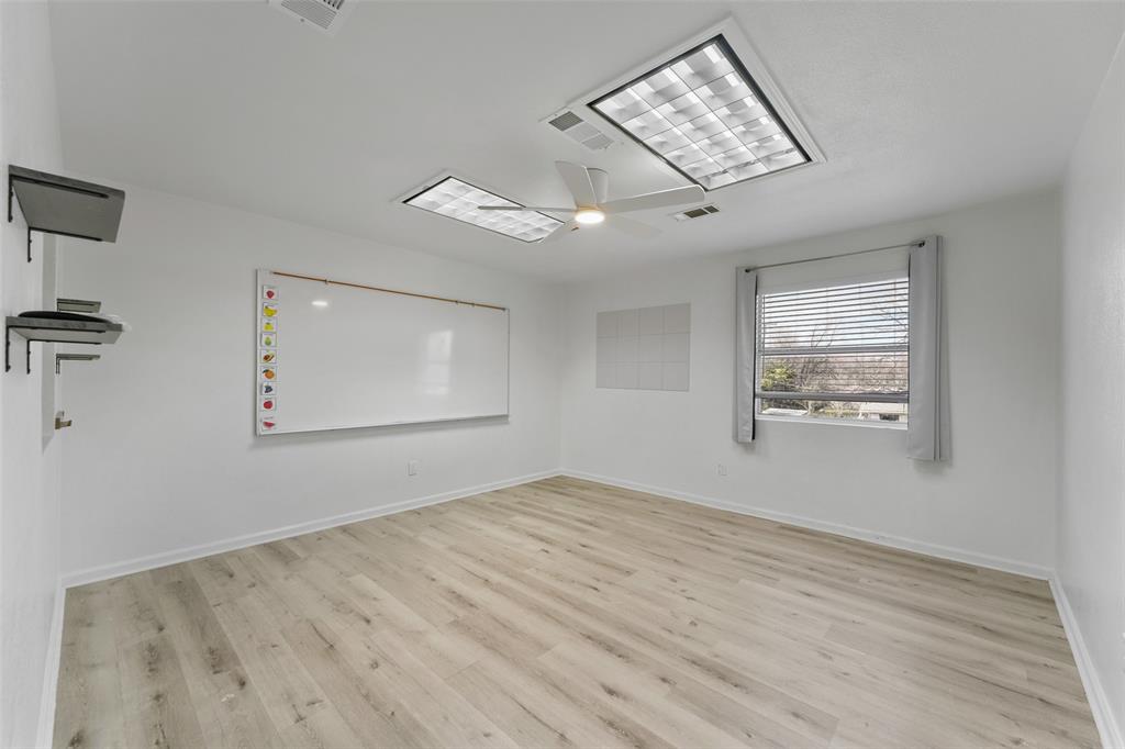 501 NE 31st Street - Photo 33