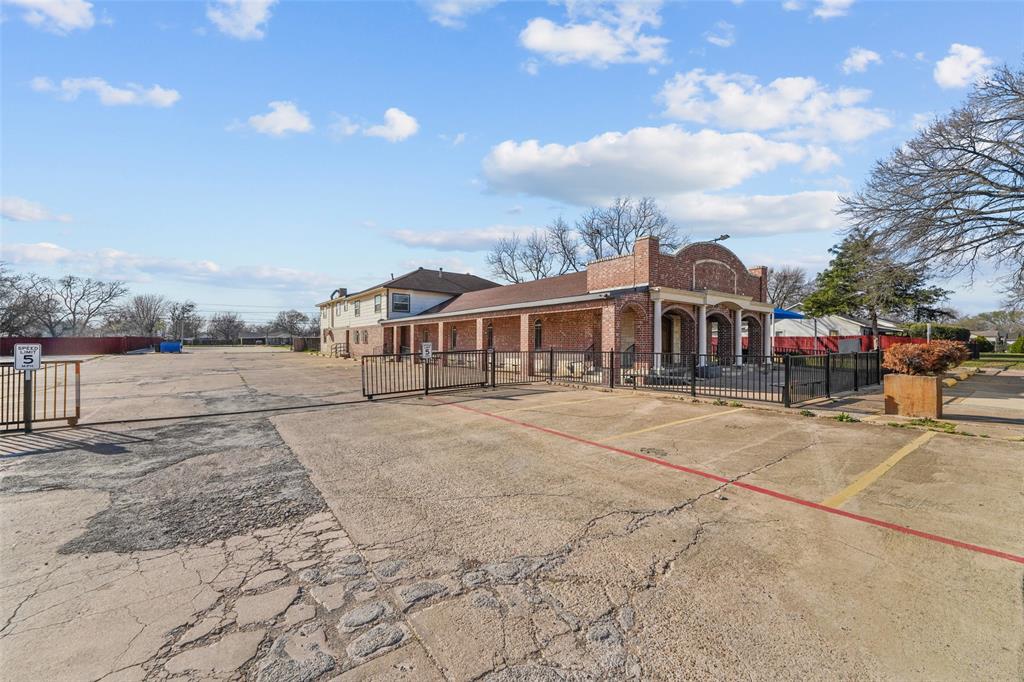 501 NE 31st Street - Photo 4
