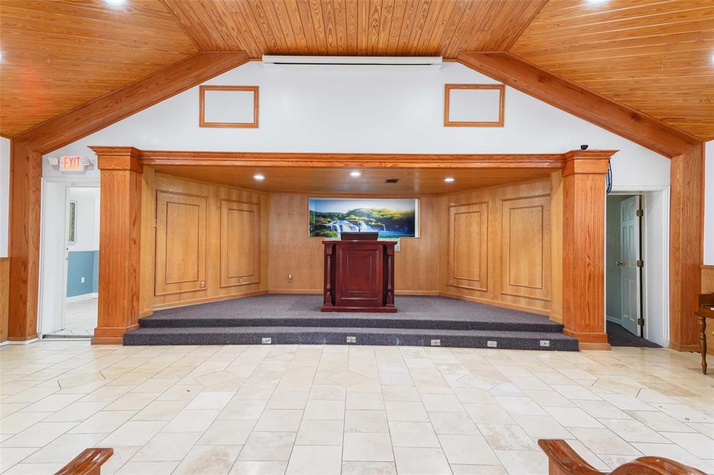 501 NE 31st Street - Photo 8