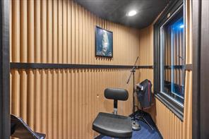 1132 Main Street - Photo 12